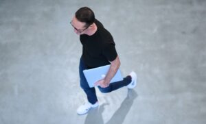 Kristof walking away
